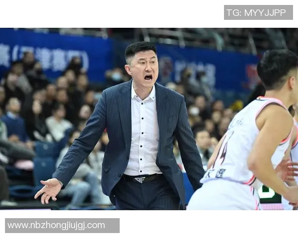 广东官方宣布球队主帅杜锋正式续约,未来发展规划浓厚